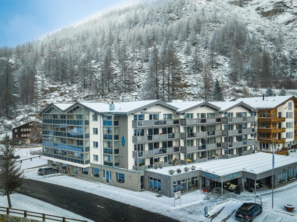 Hotel Kristall Saas-Almagell Eksteriør billede