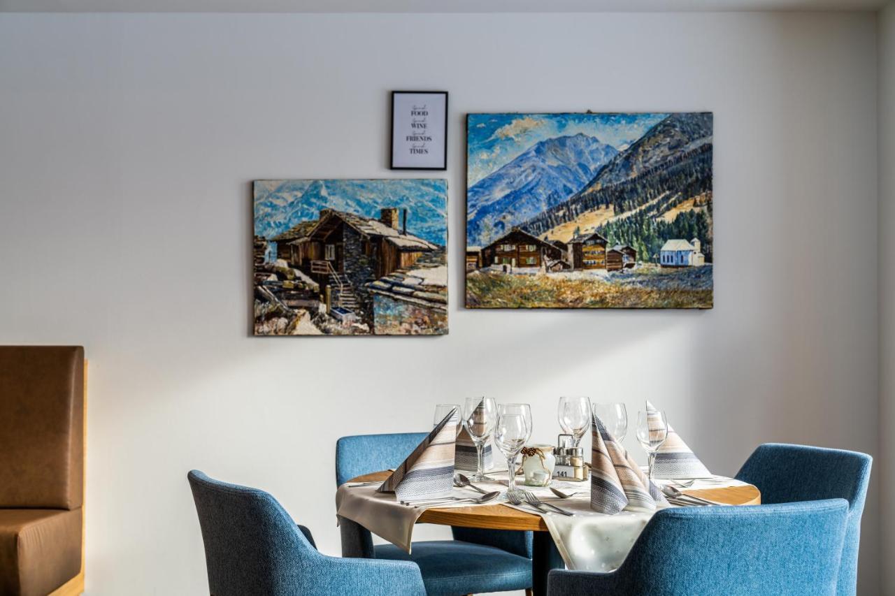 Hotel Kristall Saas-Almagell Eksteriør billede