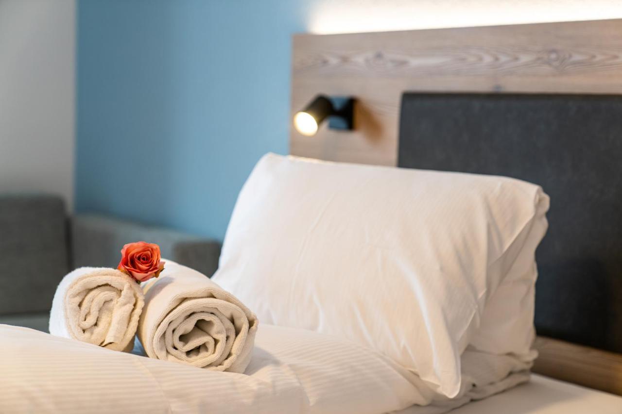 Hotel Kristall Saas-Almagell Eksteriør billede