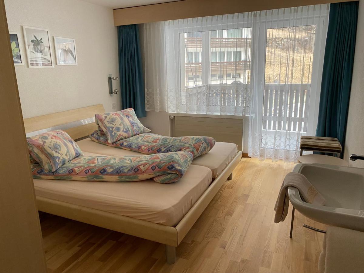 Hotel Kristall Saas-Almagell Eksteriør billede